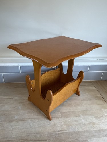Vintage side table with - table,