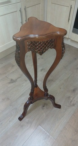 Vintage reprod carved - vintage,